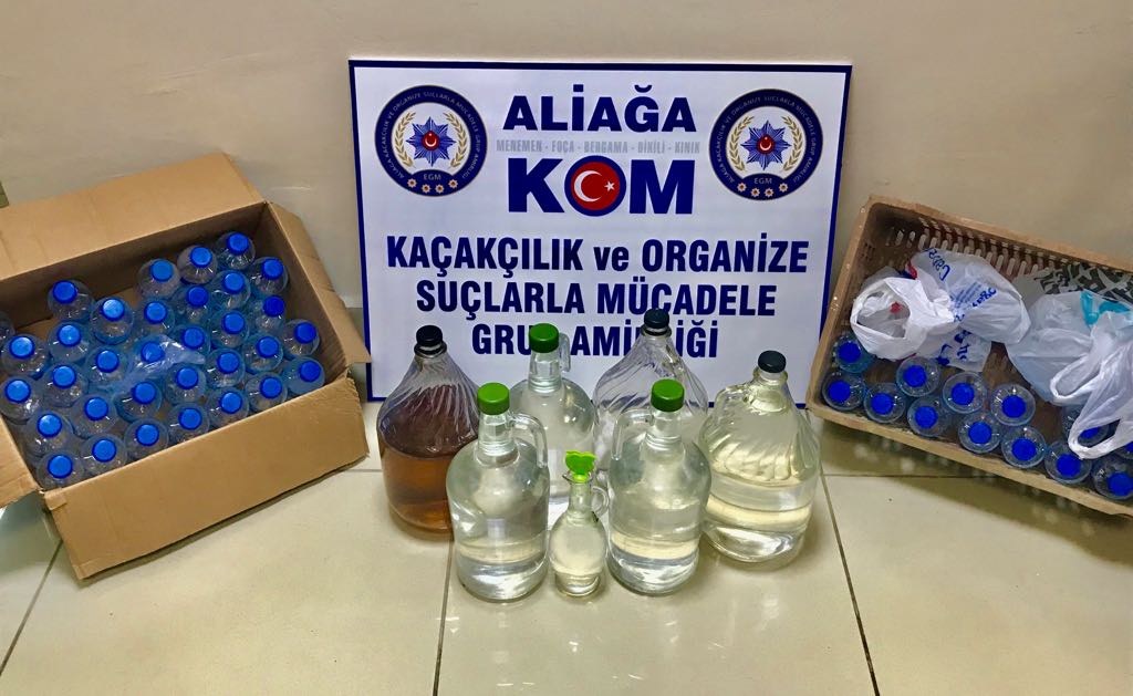 ALİAĞA'DA KAÇAK İÇKİ OPERASYONU