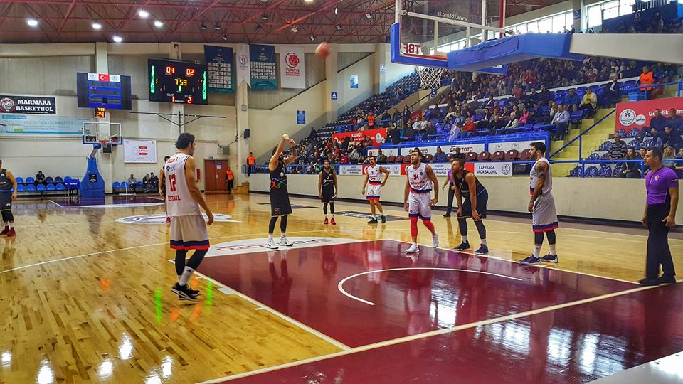 BAHÇEŞEHİR KOLEJİ :77-PETKİMSPOR-68