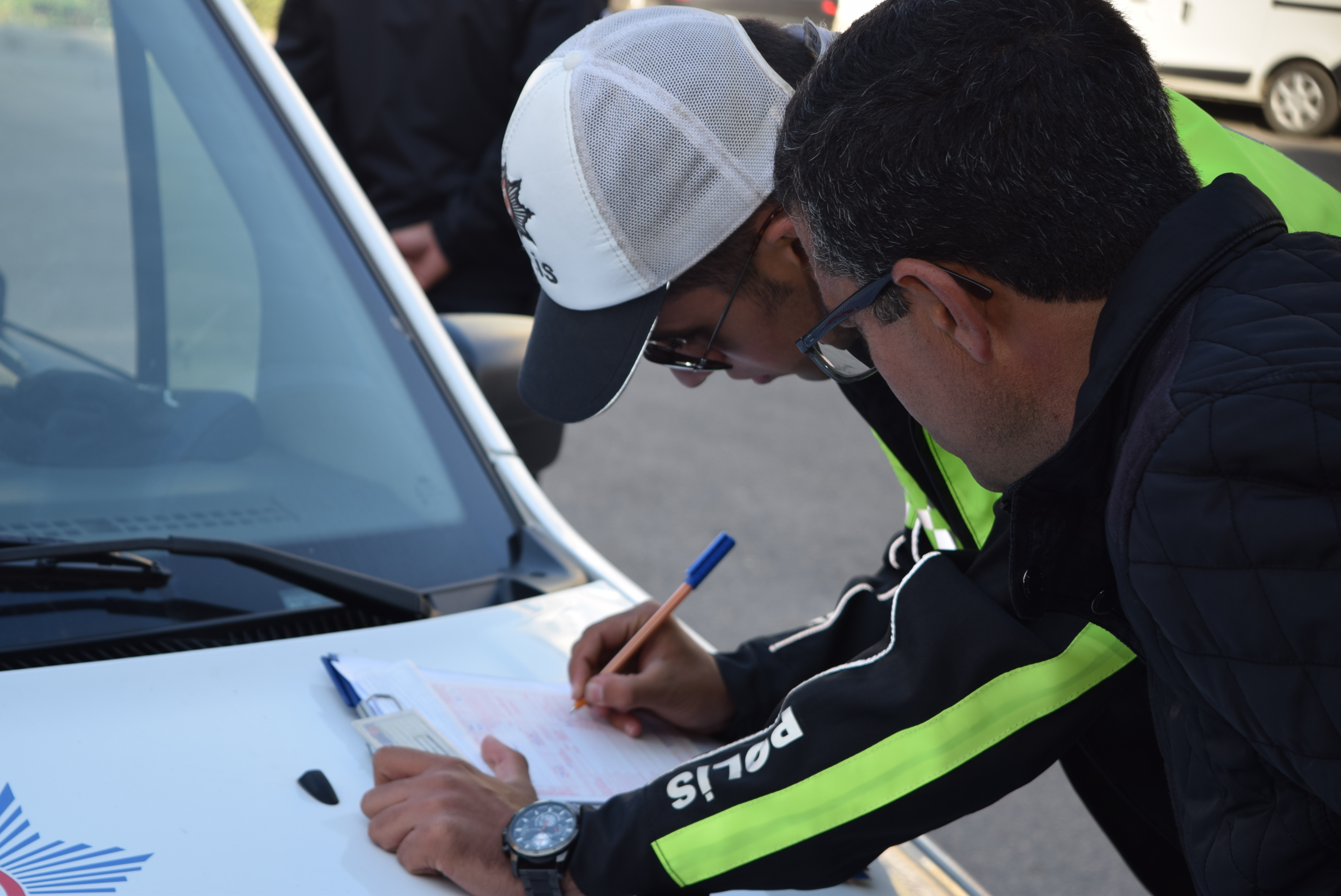 Aliağa'da Sürücülere 1 Yılda 2 Milyon TL'lik Trafik Cezası.