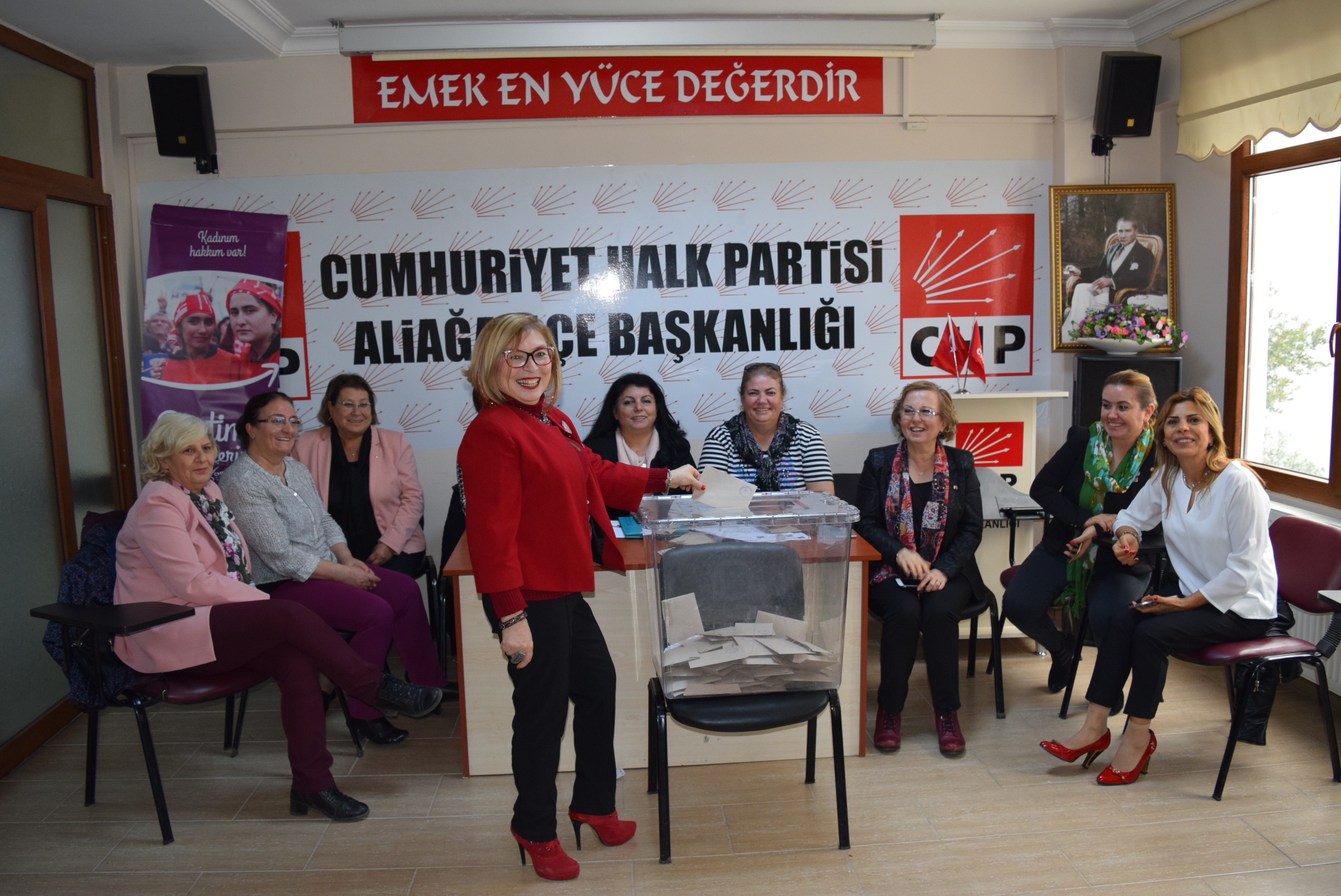 CHP Aliağa Kadın Kolları Başkanlığına Seçil Adalet Işık Seçildi.