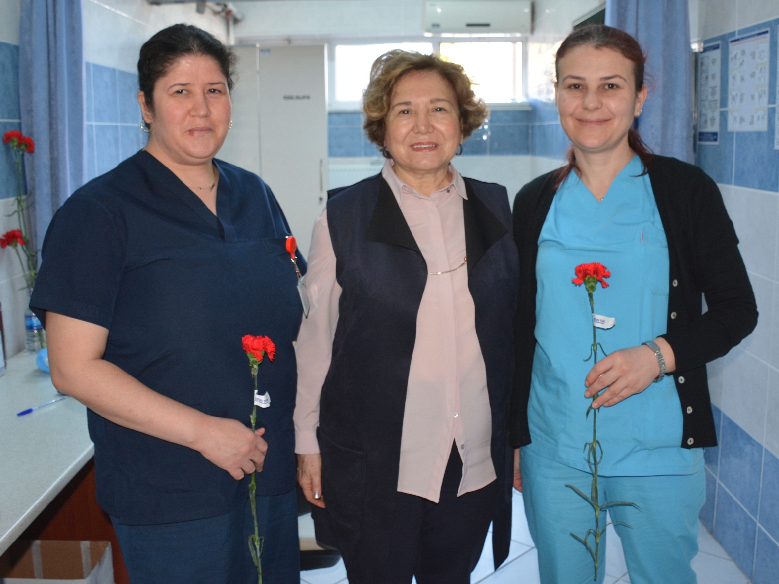 Elibol'dan, 14 Mart Tıp Bayramı ziyaretleri