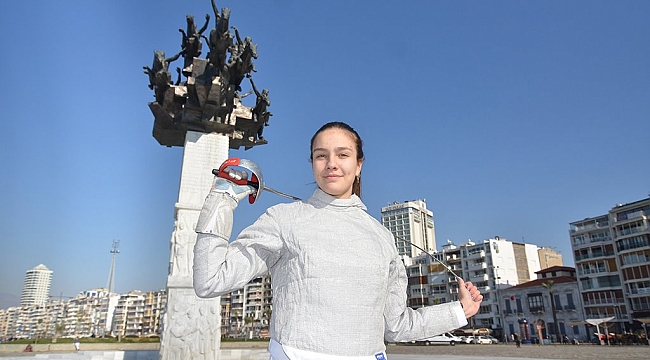 Deniz Selin Ünlüdağ, başarısıyla tüm Türkiye'nin göğsünü kabarttı