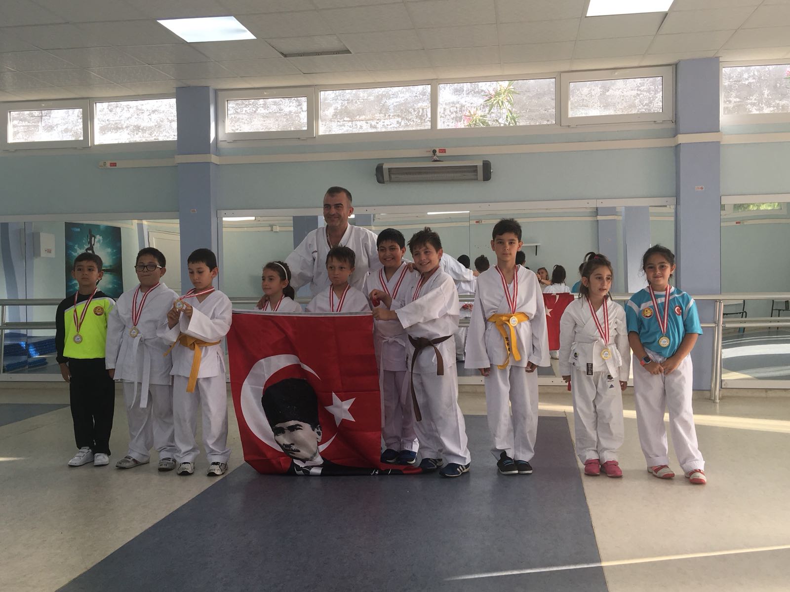 Foça'lı Karatecilerin Gençlik Yarışı