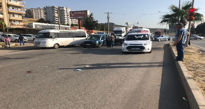 Aliağa da trafik kazası: 1 yaralı