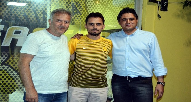 ALİAĞASPOR'DA TRANSFER HAREKETLİLİĞİ DEVAM EDİYOR