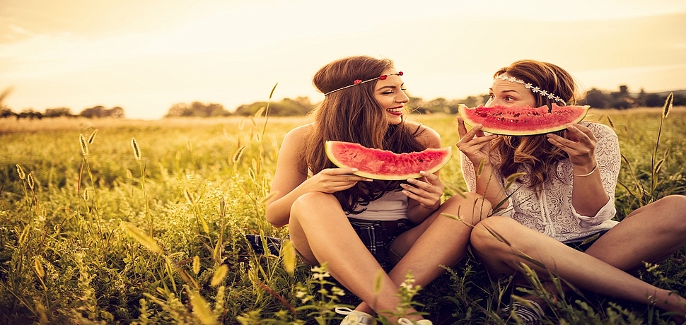 8 maddede sıcak yaz aylarında sağlıklı ve enerjik kalmanın yolları