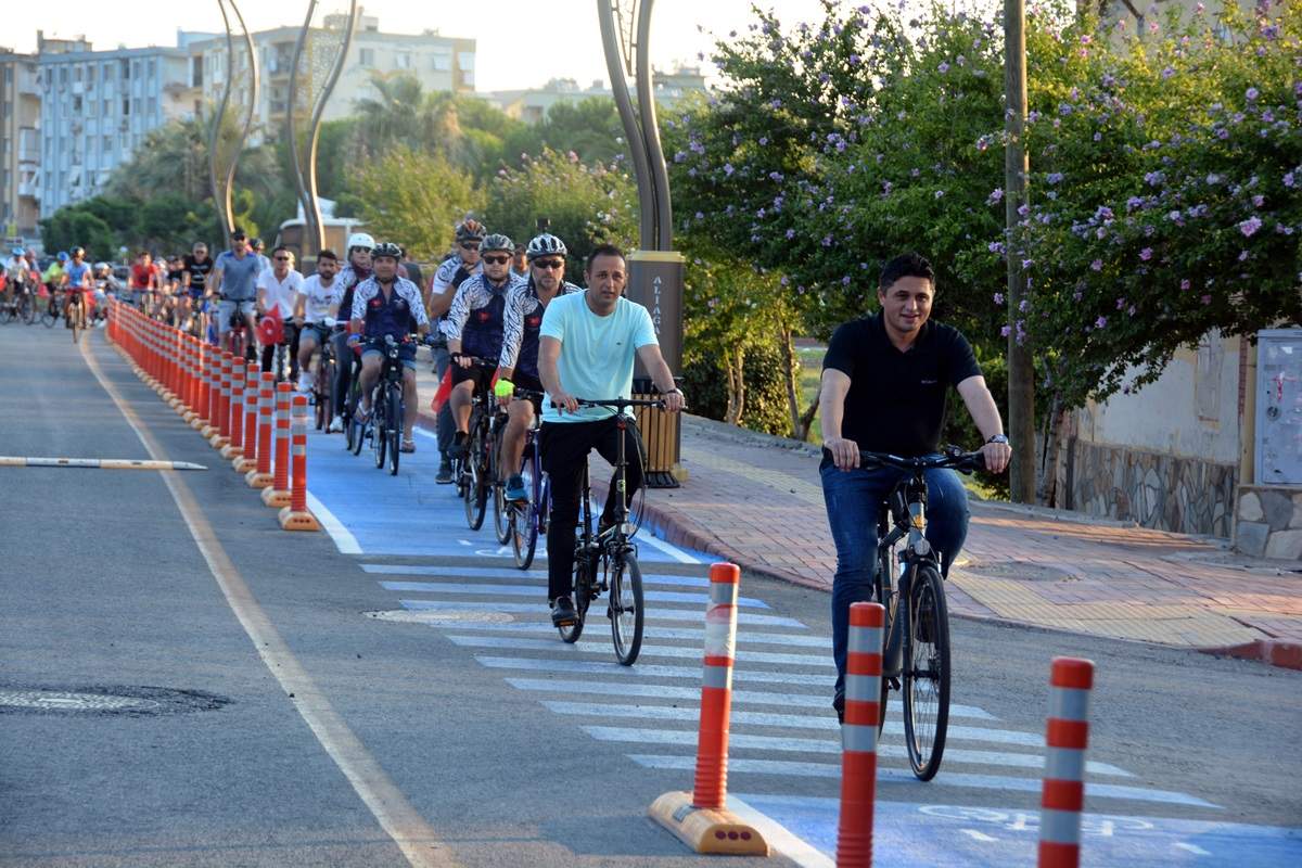 Aliağa'da Bisiklet Yolu açıldı