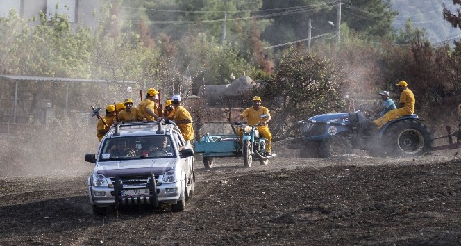 Onlar İzmir'in gönüllü ateş savaşçısı orman köylüleri