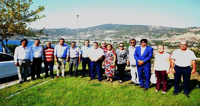 Foça'daki yakıt sızıntısı nedeniyle meclis üyelerinden ortak açıklama