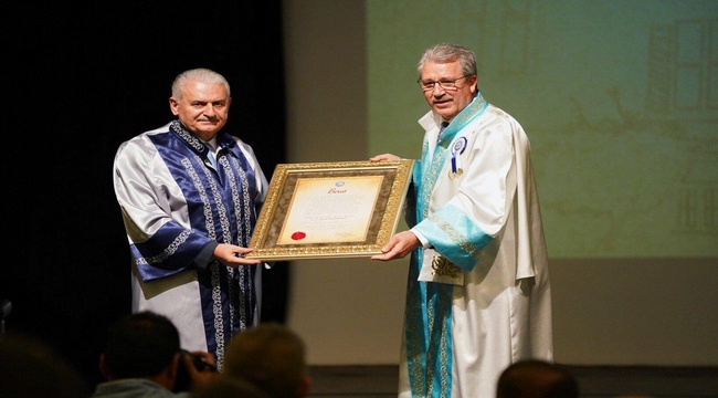 TBMM Başkanı Binali Yıldırım'a "Fahri Doktora" unvanı verildi