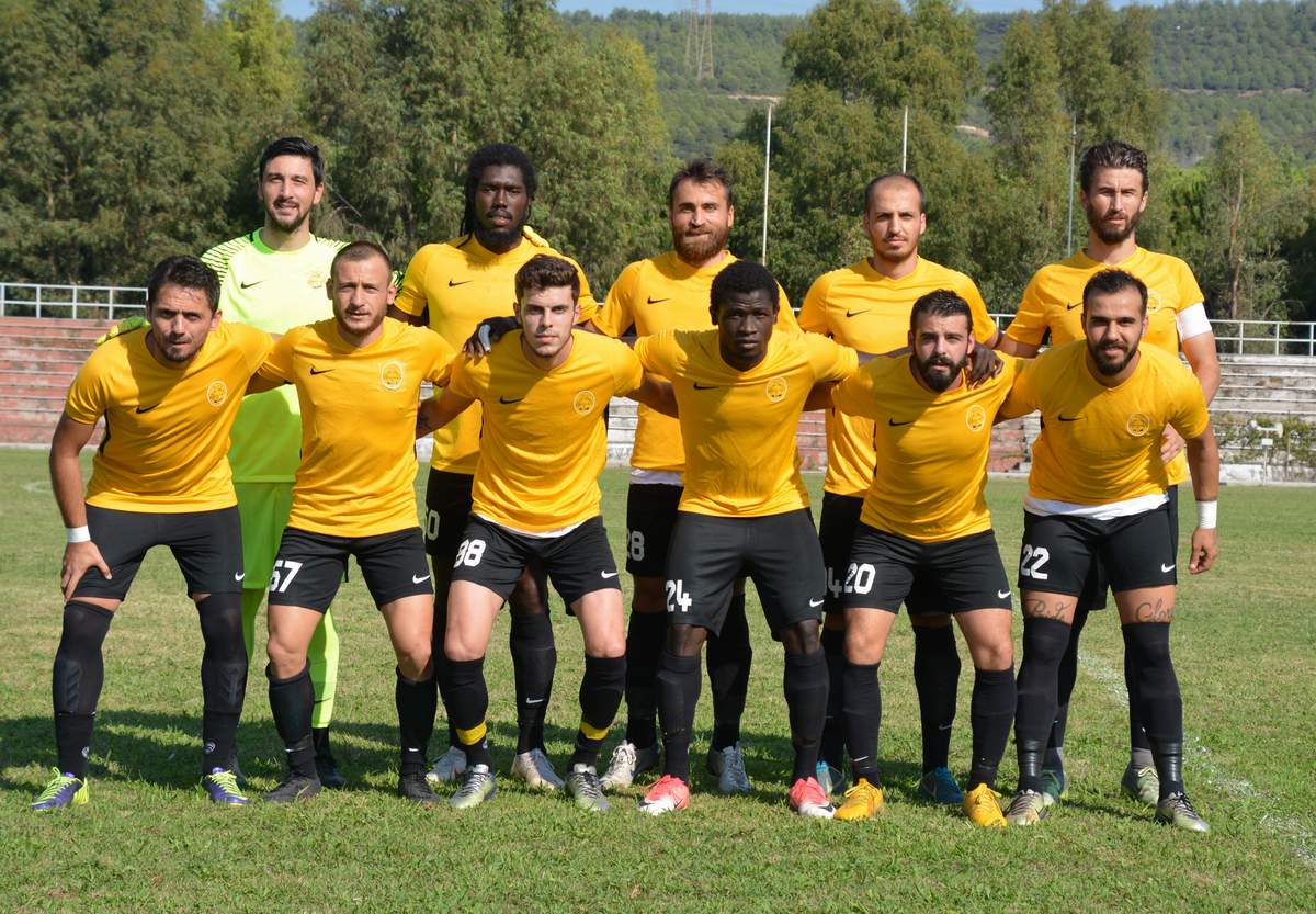 ALİAĞASPOR FK'NIN BİLEĞİ BÜKÜLMÜYOR