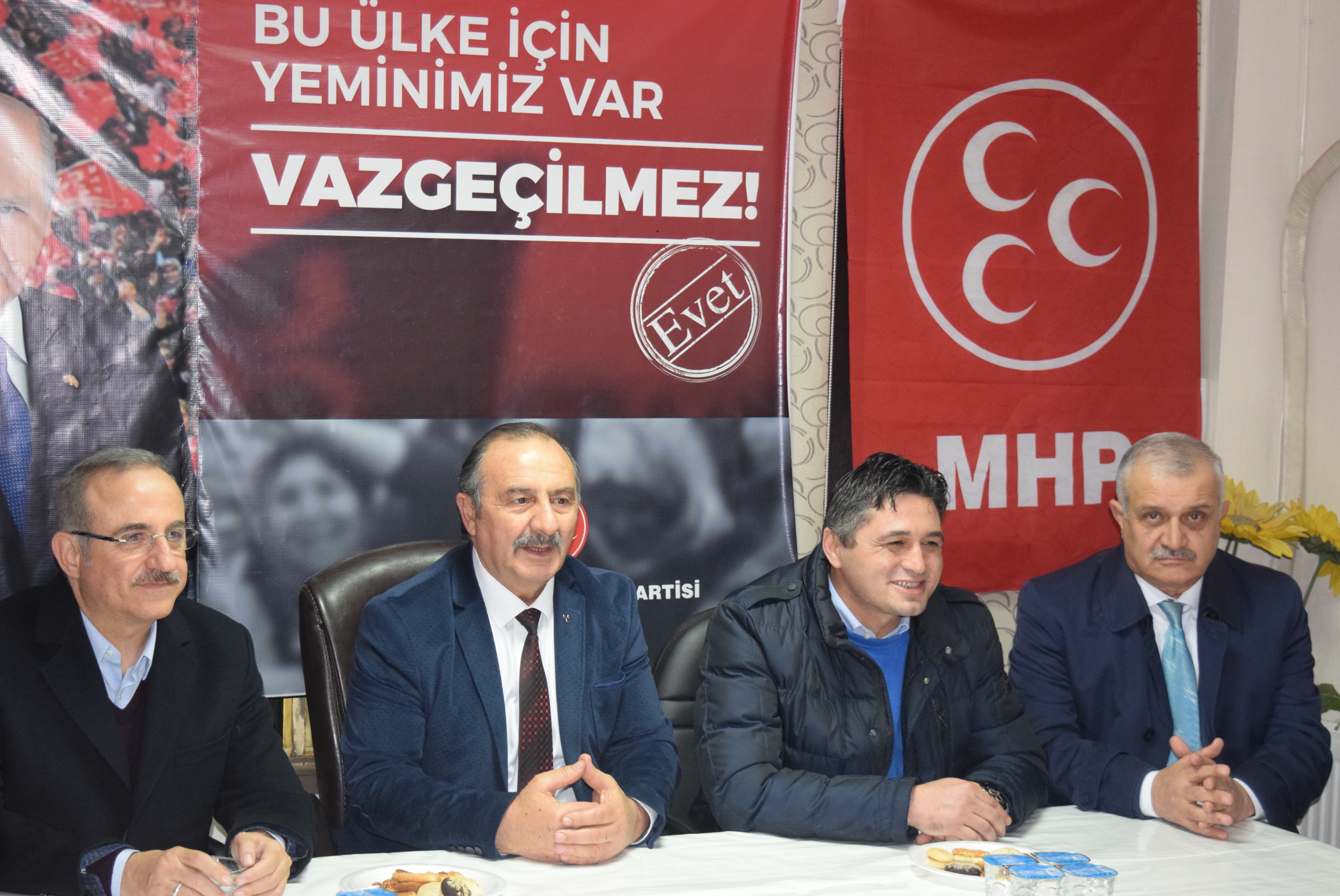 Sürekli "Aliağa'da Belediye Başkanlığı yapan Serkan Acar'ın vekilliğim süresince de başarılı hizmetler yaptığına tanık oldum."