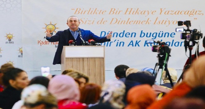 Bakan Çavuşoğlu: "Bizim problemimiz Atatürkçü geçinen ve Atatürk'ten geçinenlerdir"