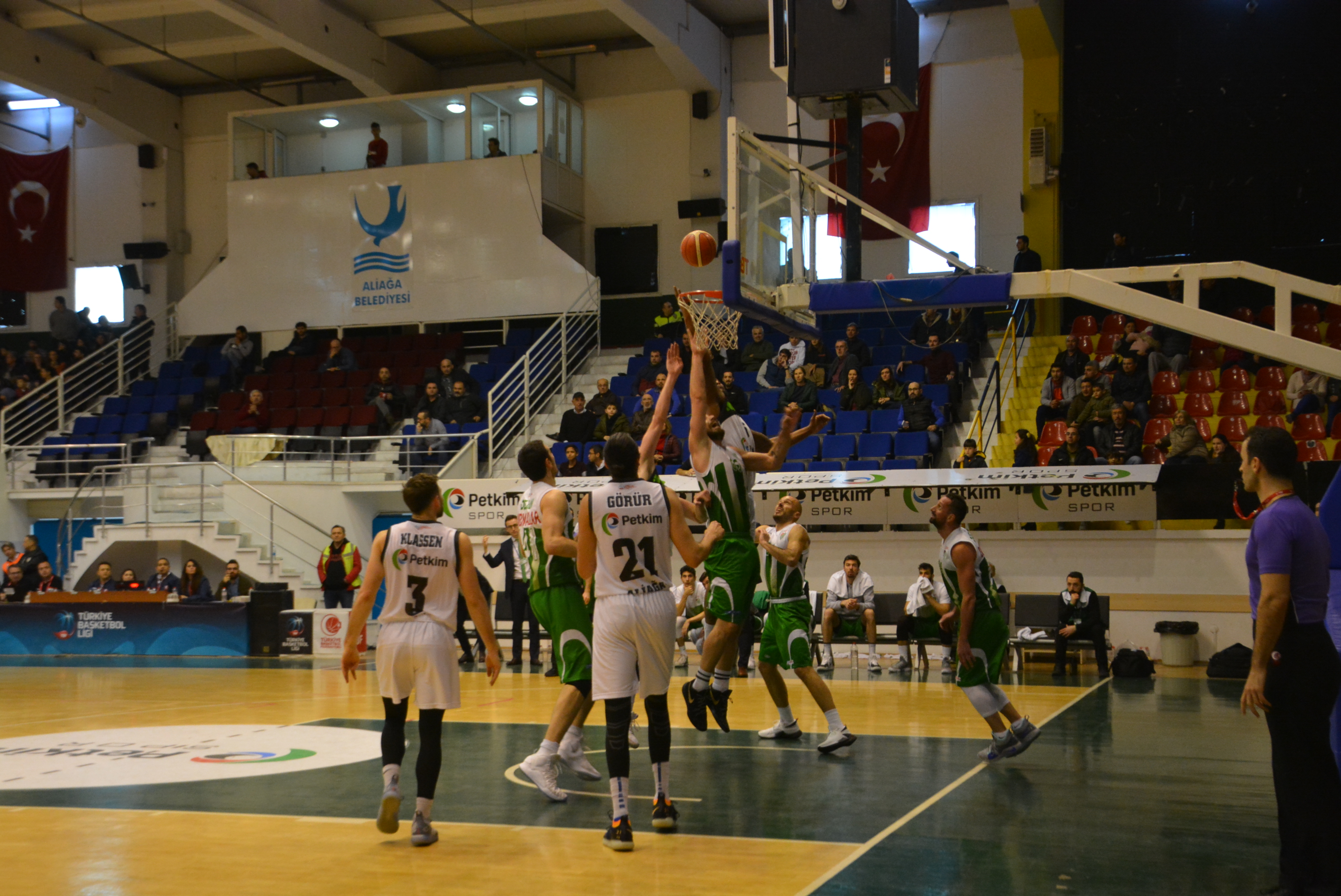 Petkim Spor: 72 - Bursaspor: 69