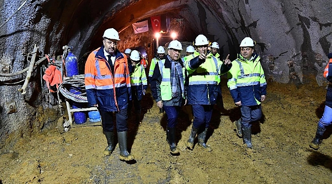 Narlıdere Metrosu'nda "ilk ışık" göründü