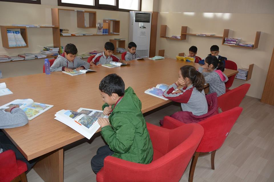 Öğrencilerden Nadir Nadi Kütüphanesi'ne Ziyaret