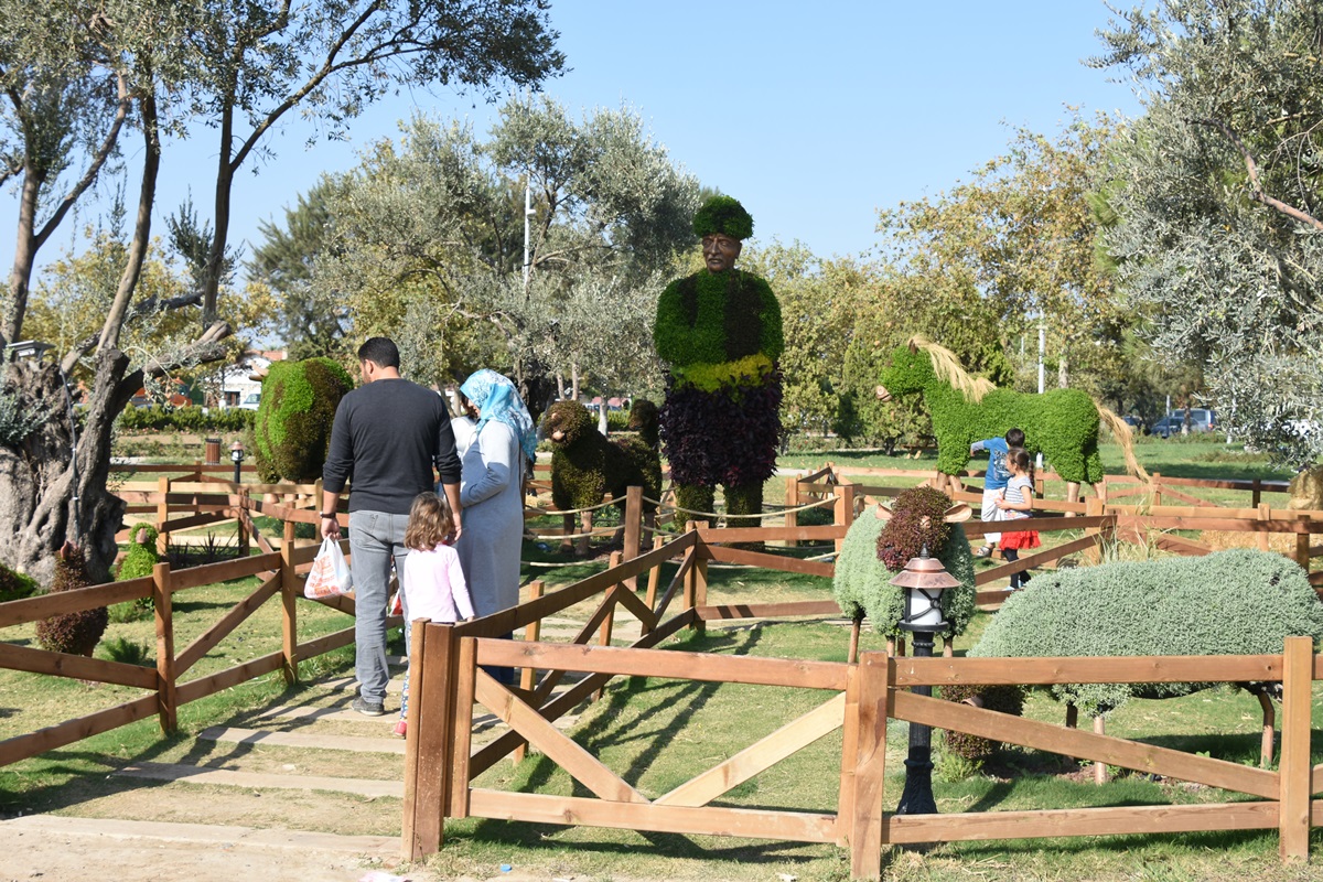 Aliağa'nın Çiftliği'ni Çocuklar Çok Sevdi