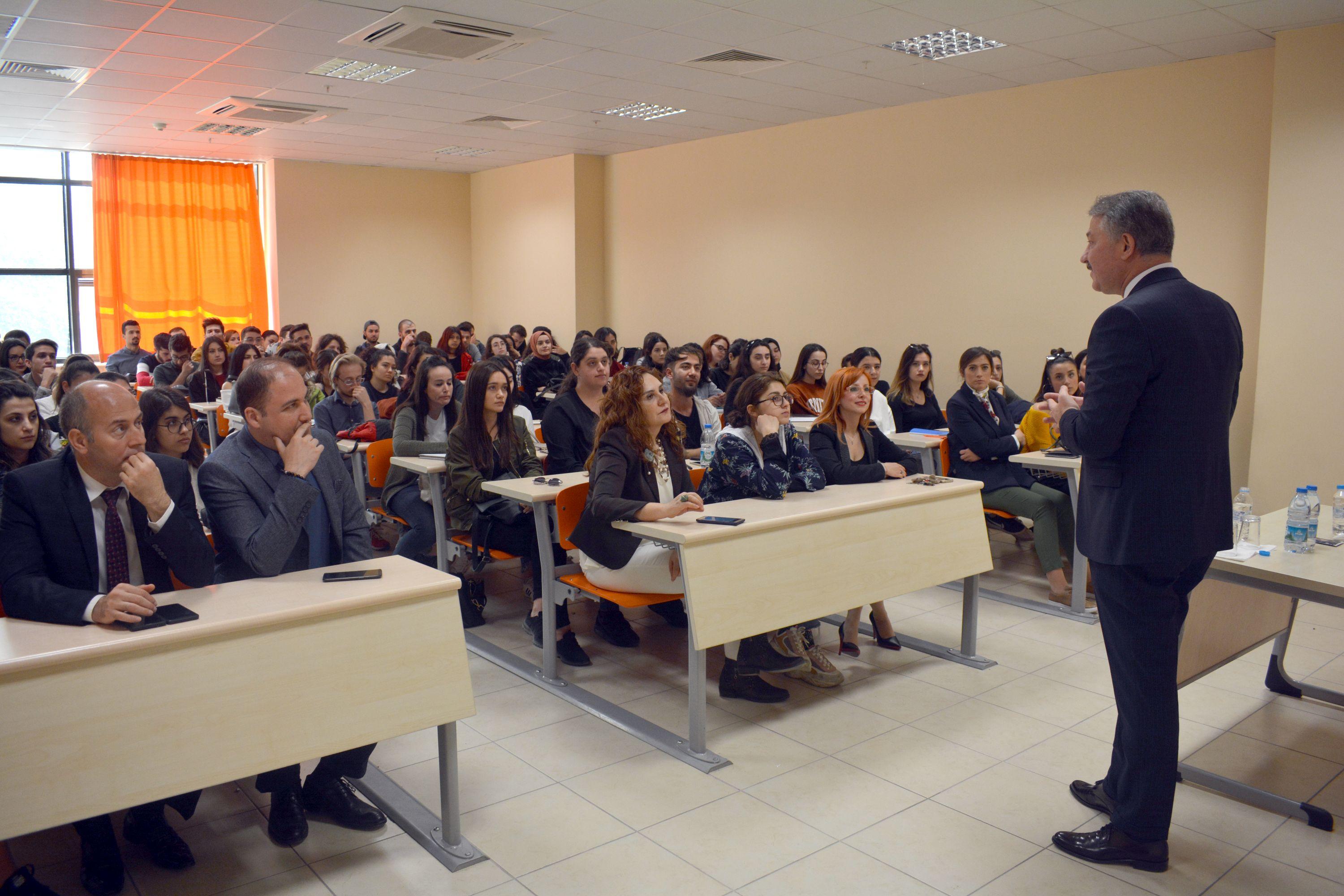 Aşkın, "Uyuşturucu insanı en alçaltan şeydir"