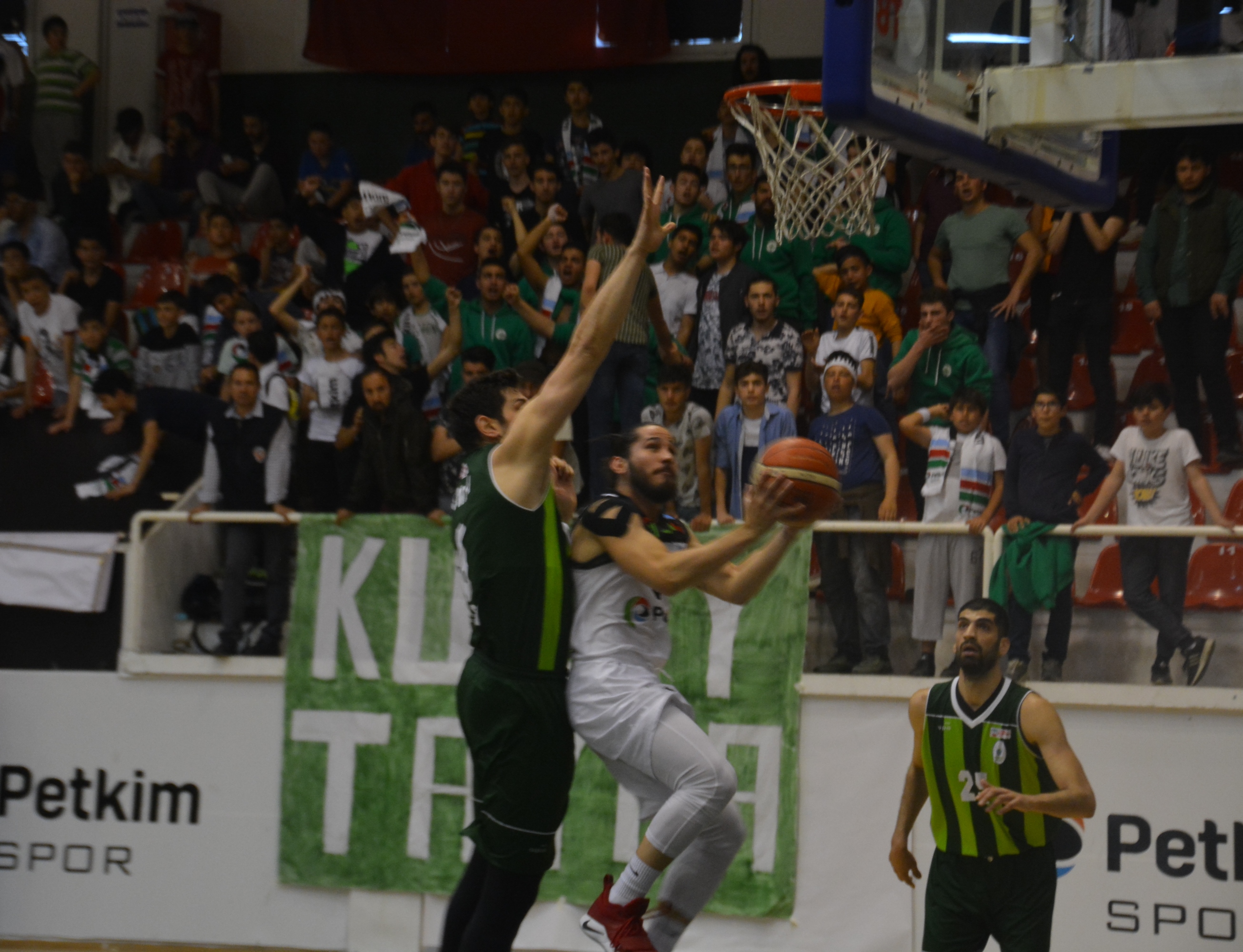 Petkim Spor: 63 - OGM Ormanspor (OGM): 75