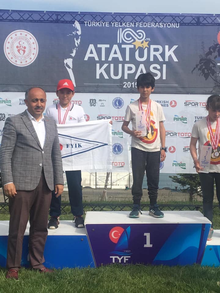 TYF 100.Yıl Atatürk Kupası Optimist Junior 'da   Mert Doğan İkinci Oldu.