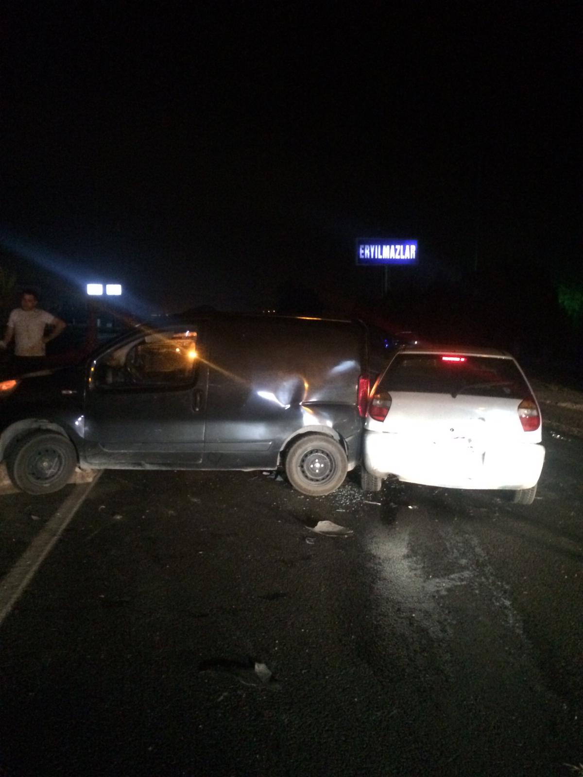 Menemen'deki trafik kazasında 1 kişi yaralandı 2 koyun telef oldu