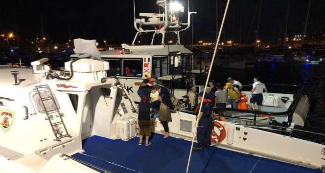 Sahil Güvenlik uçağı tespit etti 29 düzensiz göçmen yakalandı