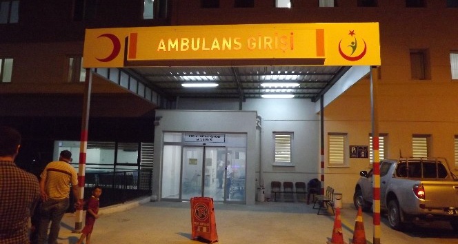 Bergama'da gıda zehirlenmesi şüphesi: 30 kişi hastaneye başvurdu