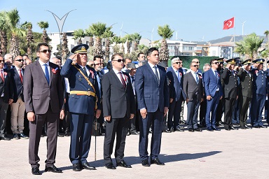 Zafer Bayramı Aliağa'da Törenlerle Kutlandı