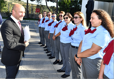 Başkan Soyer'den kadın otobüs şoförlerine övgü