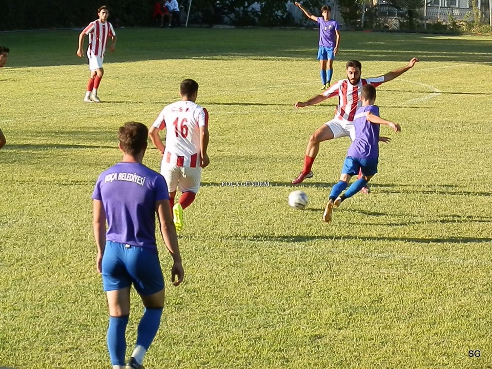 Foça Belediyespor Hazırlık Maçında Çakmaklı'yı 3-1 Yendi