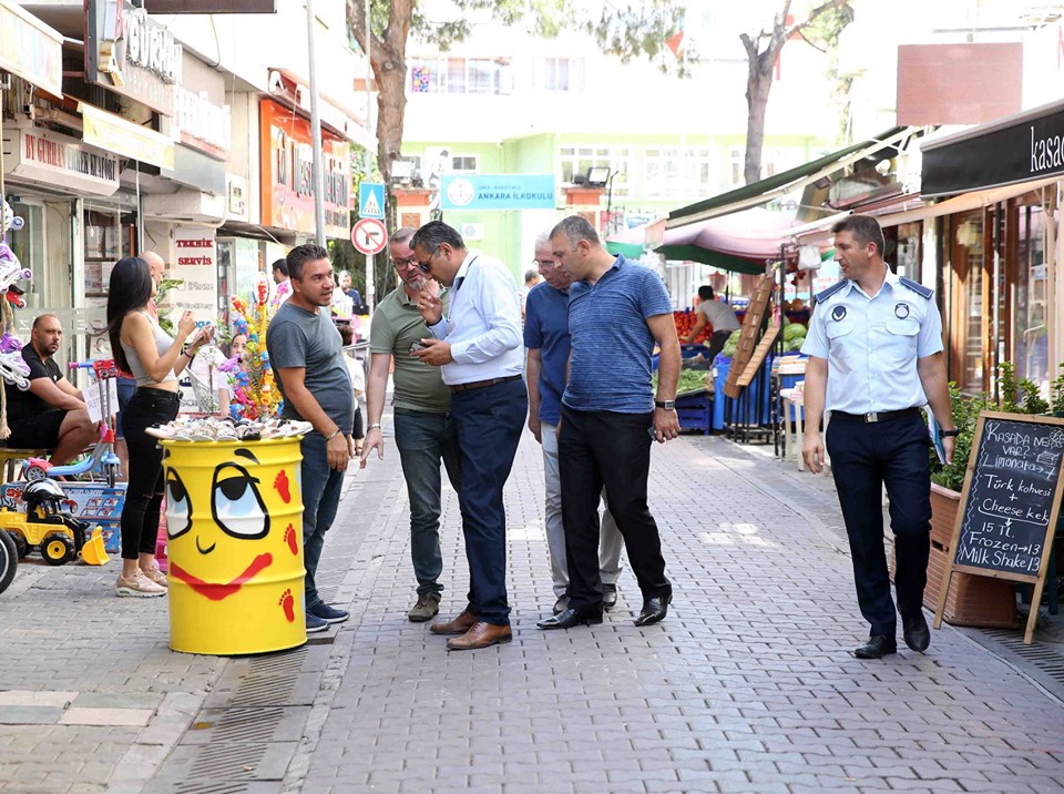 Karşıyaka'da 'Gönüllü Zabıta' Dönemi Başlıyor!