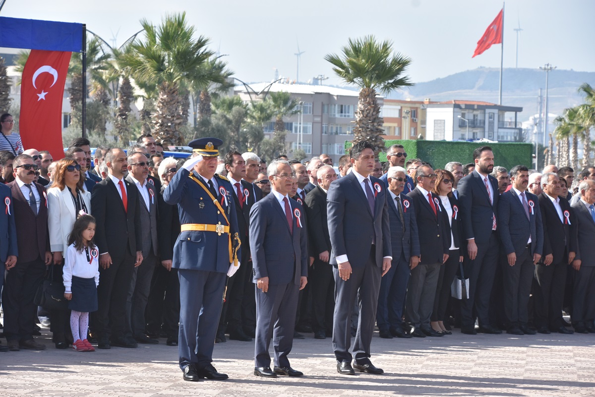 Cumhuriyet Bayramı Kutlamaları Aliağa'da Başladı