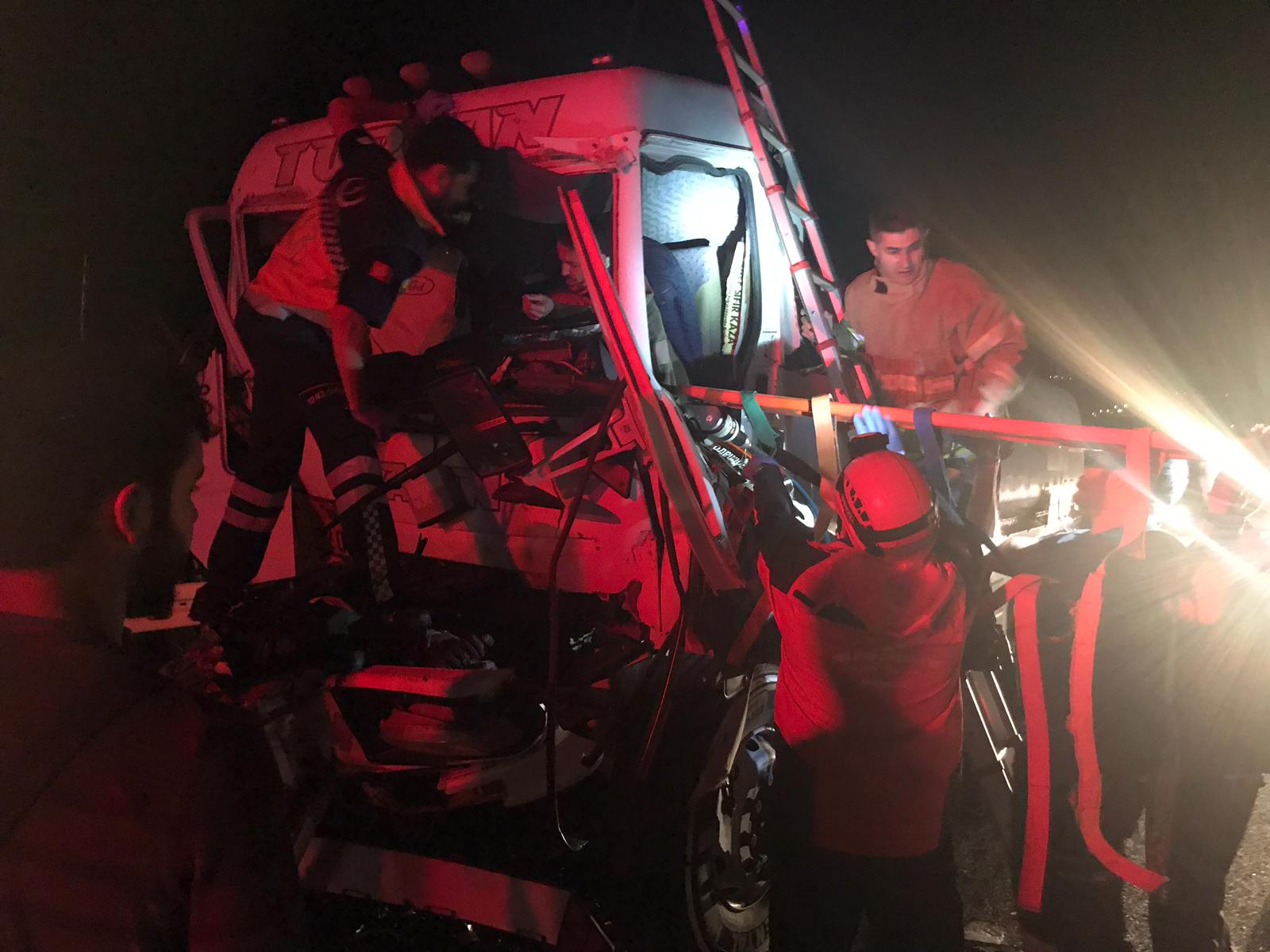 Aliağa'da Trafik Kazası: 1 kişi yaralı