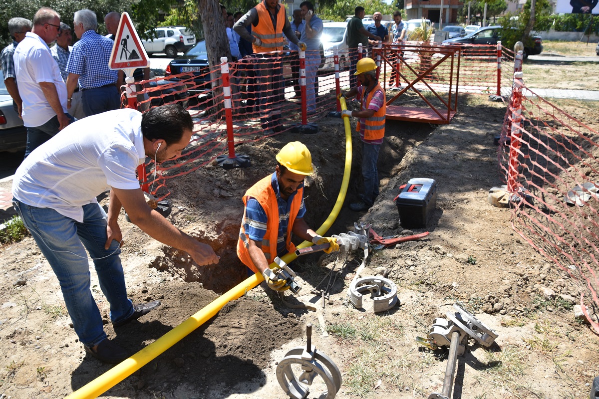 Yeni Şakran, Hacıömerli Ve Örnekkent Doğalgaz İle Tanışıyor