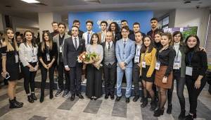 Başkan Soyer üniversite öğrencileriyle buluştu