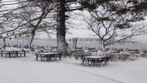 Bozdağ beyaza büründü