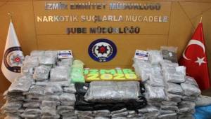 Emekli memurun evinden 258 kilo skunk ile 43 bin uyuşturucu hap çıktı