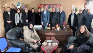 AK Parti Aliağa İlçe Teşkilatı, MHP İlçe Başkanlığını ziyaret etti.