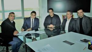 Aliağa Belediyesi'nde Toplu Sözleşme Sevinci