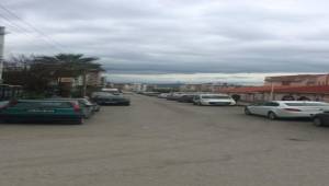 Aliağalı  Vatandaşlar   Yetkililerden  Çözüm İstiyor.