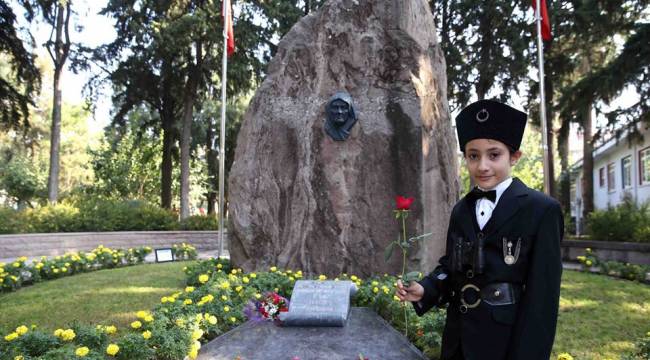 ÇOCUKLARDAN ZÜBEYDE ANNE'YE DUYGU DOLU MEKTUPLAR