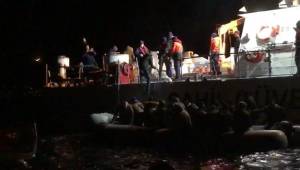 Dikili'de 30 kaçak göçmen yakalandı