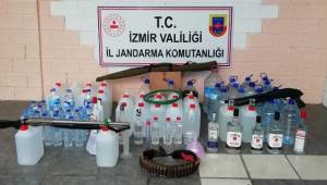 İzmir'de kaçak içki operasyonu