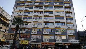 Konak'ta klimalara estetik müdahale