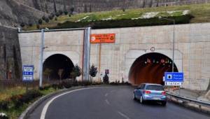 Konak Tüneli'nin sorumluluğu Büyükşehir'de