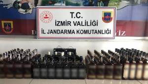 Torbalı'da 112 litre gümrük kaçağı içki ele geçirildi
