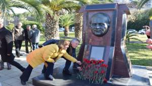 Uğur Mumcu Vefatının 27. Yılında Aliağa'da Anıldı