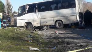 Bergama'da 4 kişinin öldüğü kazaya sebebiyet veren sürücü tutuklandı