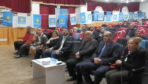 İyi Parti Foça'da Ertuğrul Karanfil Güven Tazeledi 