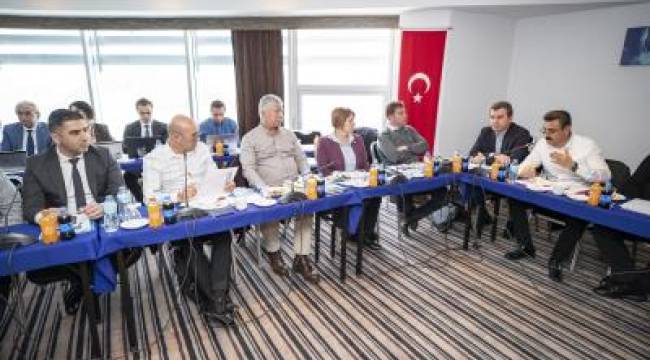 İzmir'in Belediye Başkanları Menderes'te Toplandı